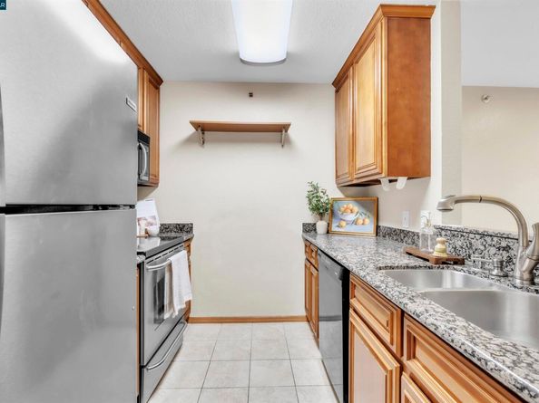 29583 Vanderbilt Street 310, Hayward CA 94544