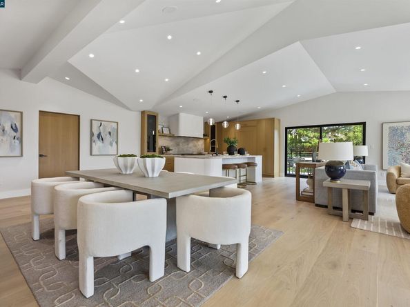 13 Carmen Ct, Orinda CA 94563