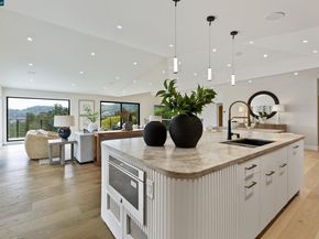 13 Carmen Ct, Orinda CA 94563