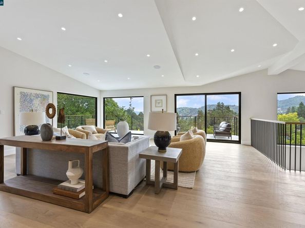 13 Carmen Ct, Orinda CA 94563