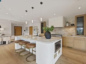 13 Carmen Ct, Orinda CA 94563