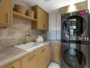 13 Carmen Ct, Orinda CA 94563