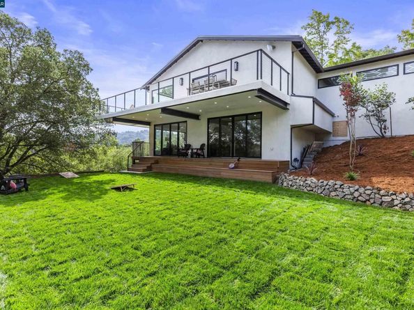 13 Carmen Ct, Orinda CA 94563