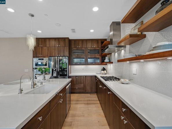 4107 Wallis Ranch Dr, Dublin CA 94568