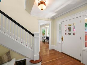 484 Forest St, Oakland CA 94618