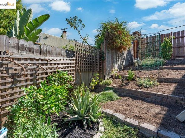 3473 Birdsall Ave, Oakland CA 94619