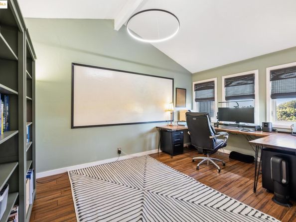 58 Villanova Dr, Oakland CA 94611
