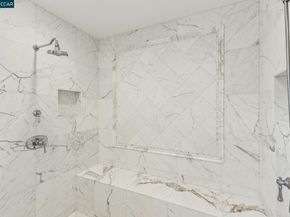 32 Dos Posos, Orinda CA 94563