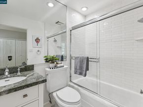 32 Dos Posos, Orinda CA 94563