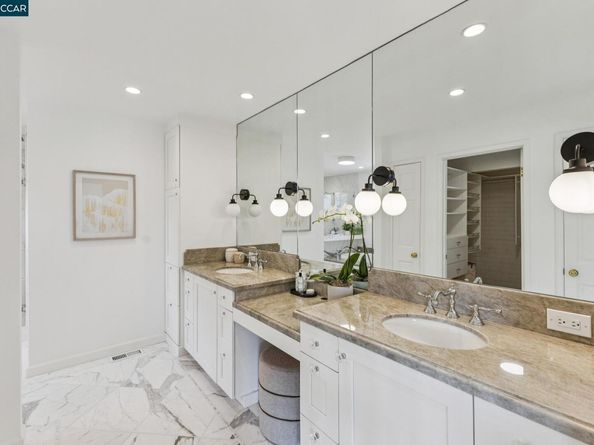 32 Dos Posos, Orinda CA 94563