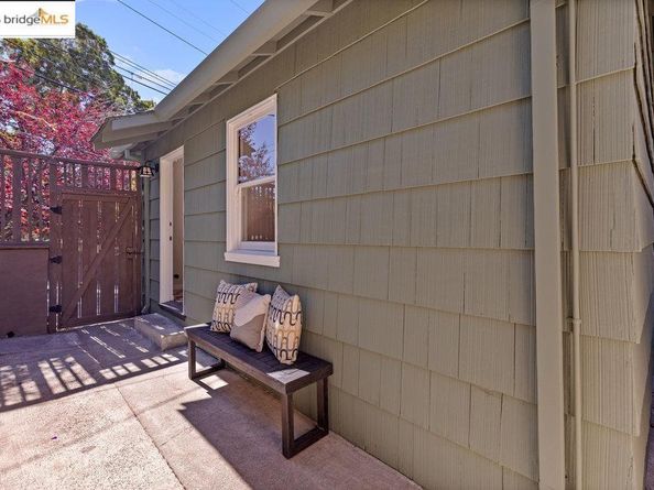 4007 Vale Ave, Oakland CA 94619
