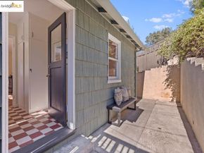 4007 Vale Ave, Oakland CA 94619