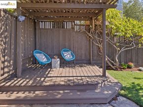 4007 Vale Ave, Oakland CA 94619