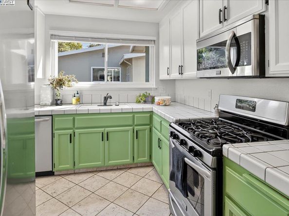 15356 Sullivan Ave, San Leandro CA 94579