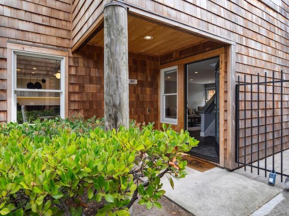 641 Centre Ct, Alameda CA 94502