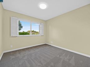1422 Flintwood Ct, Martinez CA 94553
