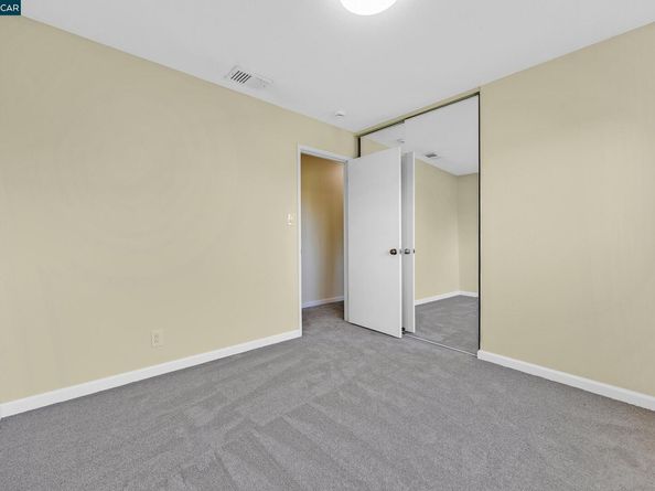 1422 Flintwood Ct, Martinez CA 94553