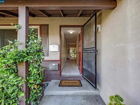 1422 Flintwood Ct, Martinez CA 94553
