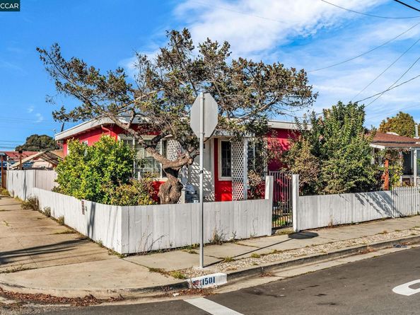1501 Hayes, Richmond CA 94806