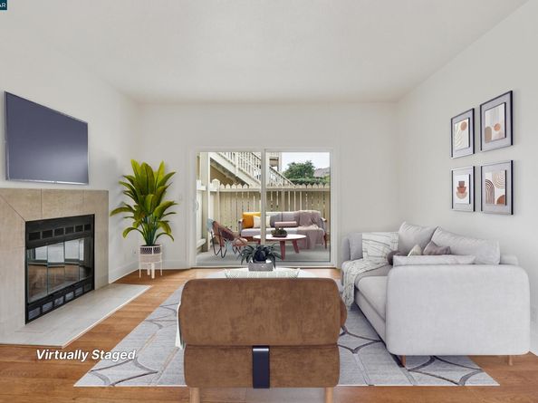 47 Lakeshore Ct, Richmond CA 94804