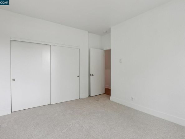 47 Lakeshore Ct, Richmond CA 94804