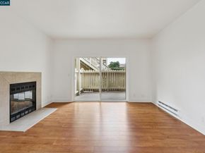 47 Lakeshore Ct, Richmond CA 94804