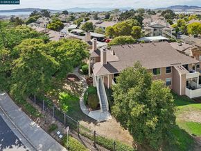 47 Lakeshore Ct, Richmond CA 94804