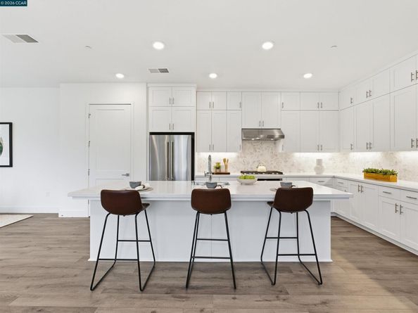 44862 S Grimmer Blvd 105, Fremont CA 94538