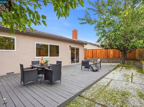 1400 Whitman Rd, Concord CA 94518