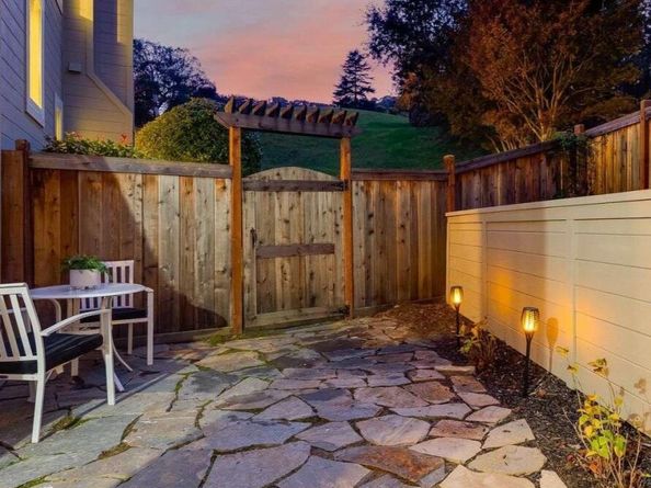 1320 Strawberry Court, Danville CA 94526