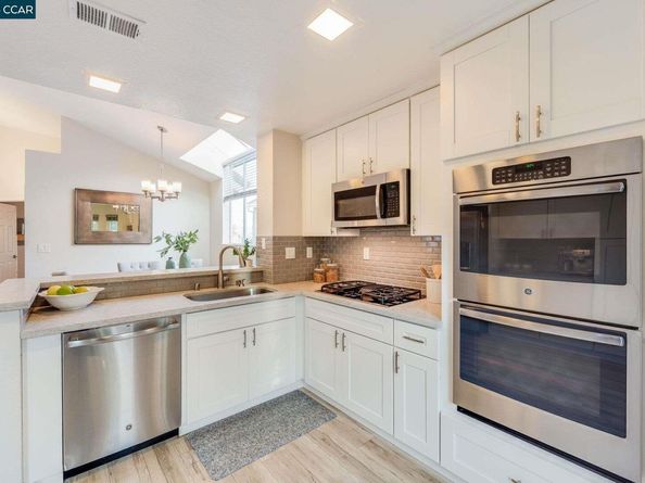 1320 Strawberry Court, Danville CA 94526