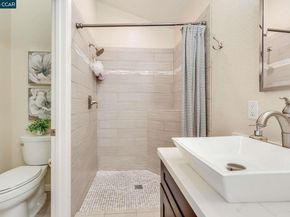 1320 Strawberry Court, Danville CA 94526