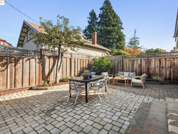 2201 Mcgee Ave, Berkeley CA 94703