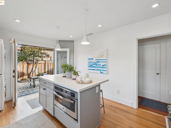 2201 Mcgee Ave, Berkeley CA 94703