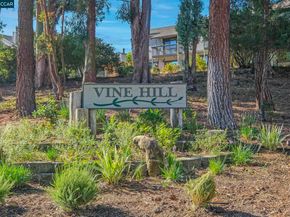 1566 Ashwood Dr, Martinez CA 94553