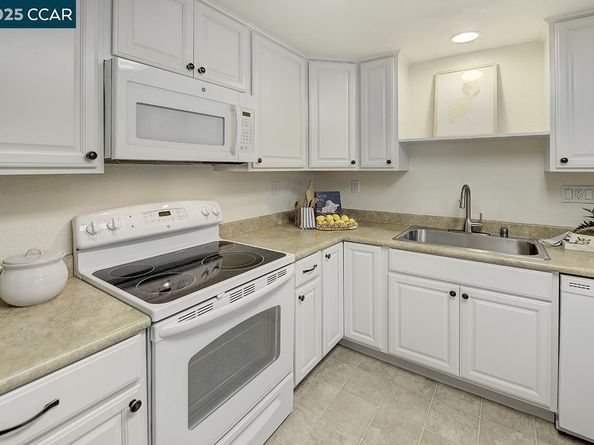 1209 Running Springs Rd 6, Walnut Creek CA 94595