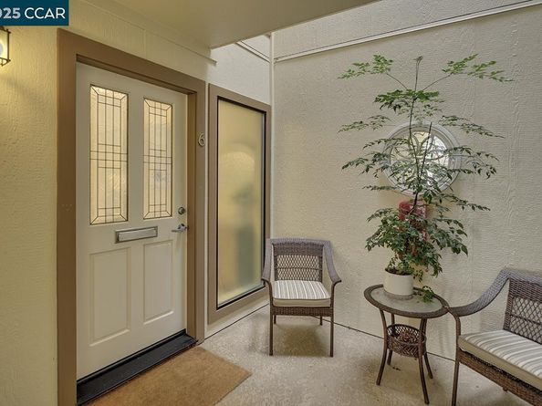 1209 Running Springs Rd 6, Walnut Creek CA 94595