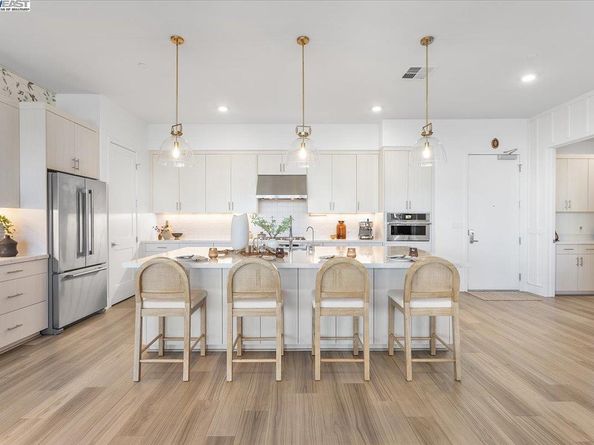 2250 Kilowatt Way 206, Fremont CA 94539