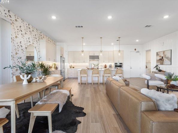 2250 Kilowatt Way 206, Fremont CA 94539