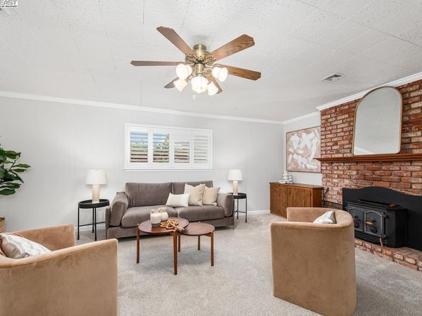 851 Carmel Ave, Livermore CA 94550
