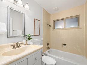 851 Carmel Ave, Livermore CA 94550