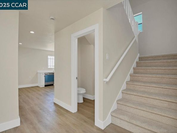 3251 Hyde Street, Oakland CA 94601