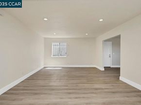 3251 Hyde Street, Oakland CA 94601