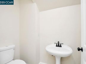 3251 Hyde Street, Oakland CA 94601