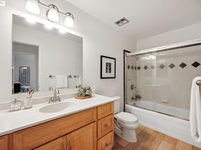 1471 Marchbanks Dr 4, Walnut Creek CA 94598