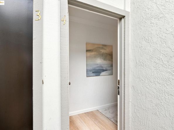 1471 Marchbanks Dr 4, Walnut Creek CA 94598