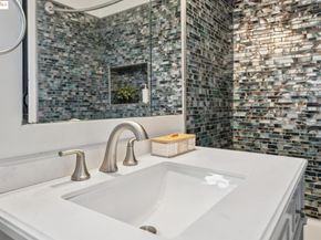 1420 E 33rd St, Oakland CA 94602