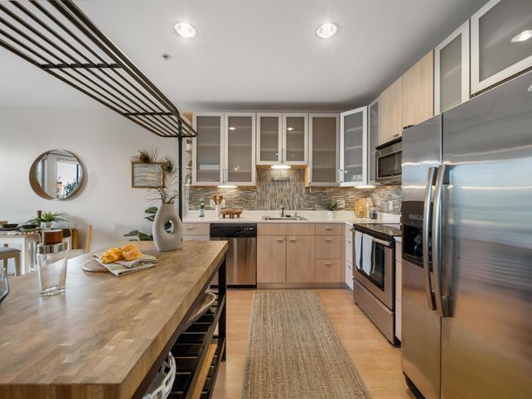 1201 Pine St 363, Oakland CA 94607