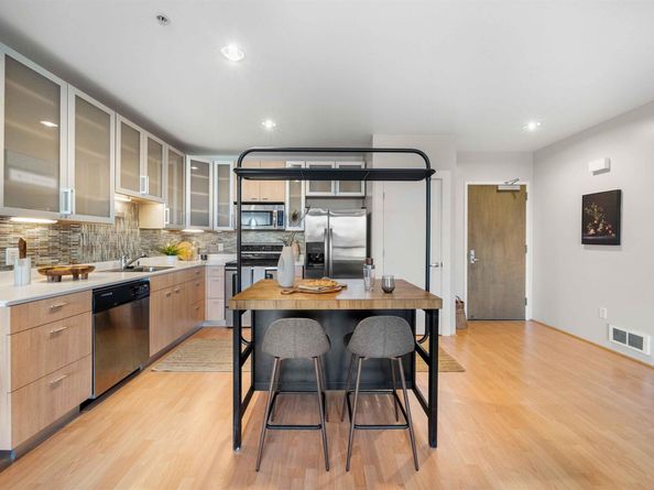 1201 Pine St 363, Oakland CA 94607