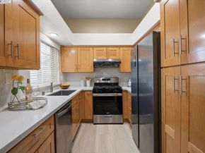 5656 Snowflake Cmn, Fremont CA 94538